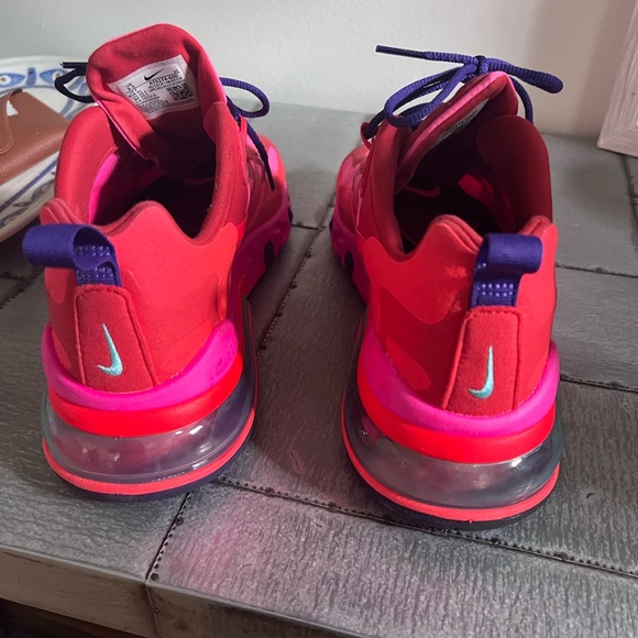 Nike Air Max 270, basically new - Picture 3 of 4
